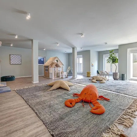 C5 Zwei Schlafzimmer, Zwei Bäder&südbalkon Mit Blick Ins Grüne Im Pine Hill