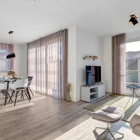 C5 Zwei Schlafzimmer, Zwei Bäder&südbalkon Mit Blick Ins Grüne Im Pine Hill Apartment *